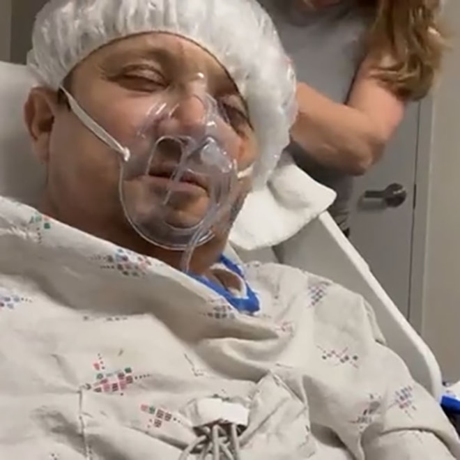 Jeremy Renner Shares Video of Family Assembled by His Hospital Bedside Jeremy Renner Shares Video of Family Assembled by His Hospital Bedside